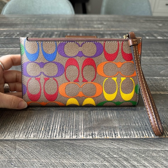 Coach Multicolor Signature Wallet - Picture 3 of 7